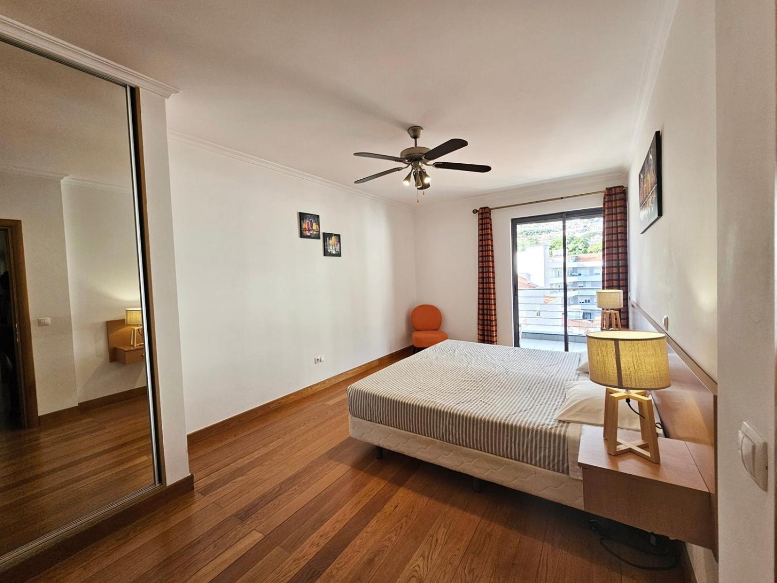 Anadia Atrium Apartment Фуншал Екстериор снимка