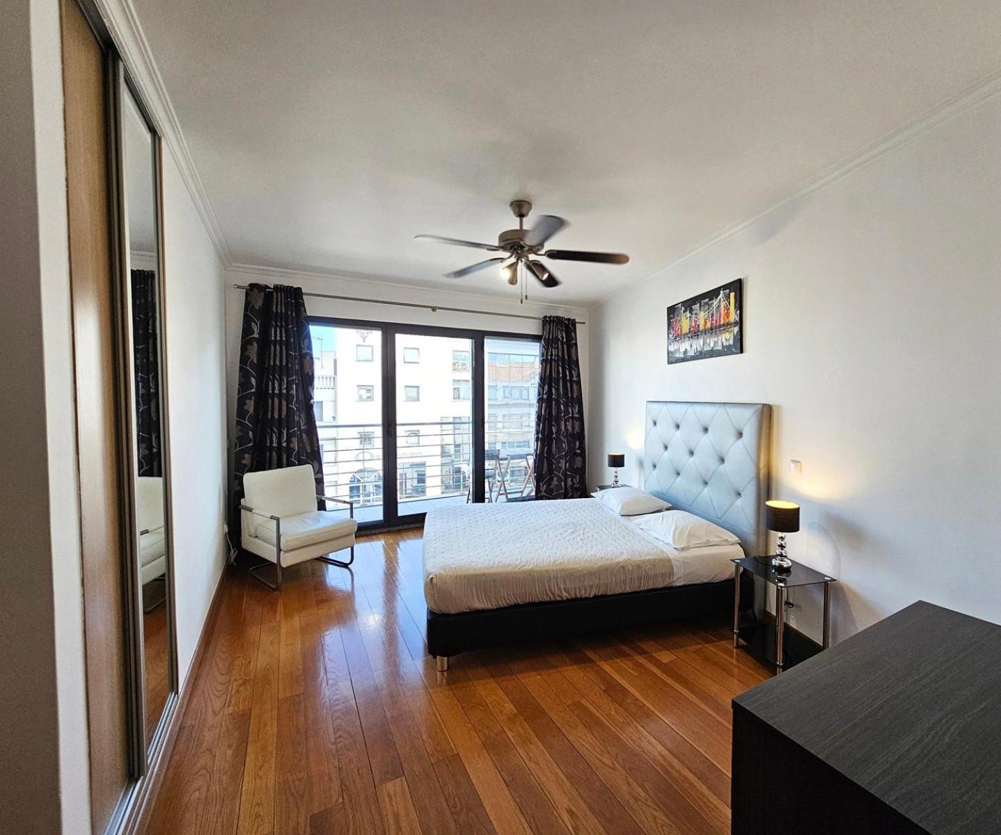 Anadia Atrium Apartment Фуншал Екстериор снимка