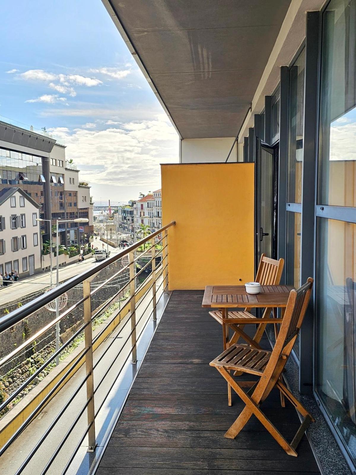Anadia Atrium Apartment Фуншал Екстериор снимка